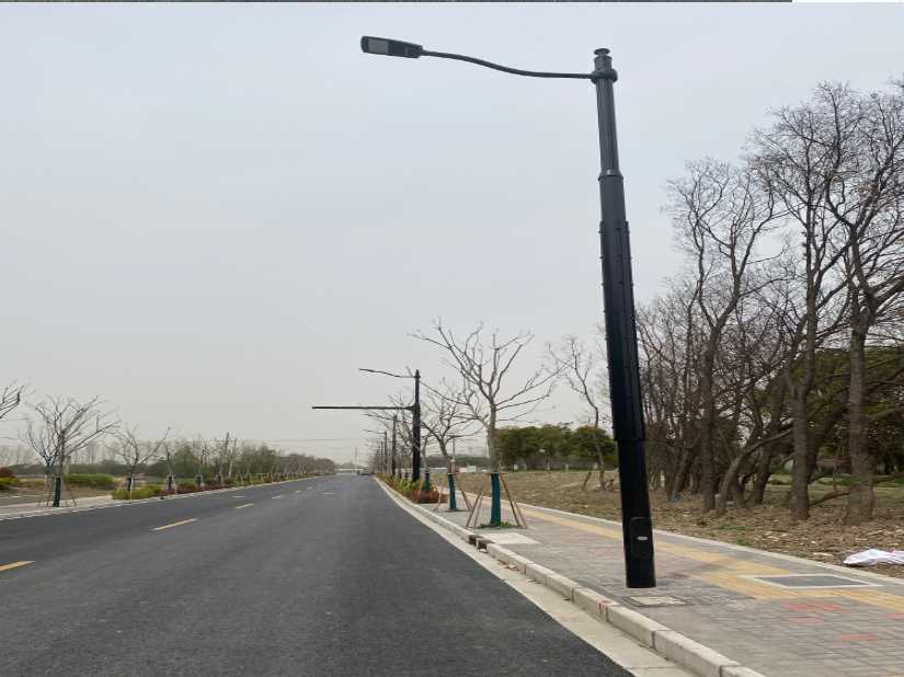 海勃湾区上海综合杆 太阳能路灯工程